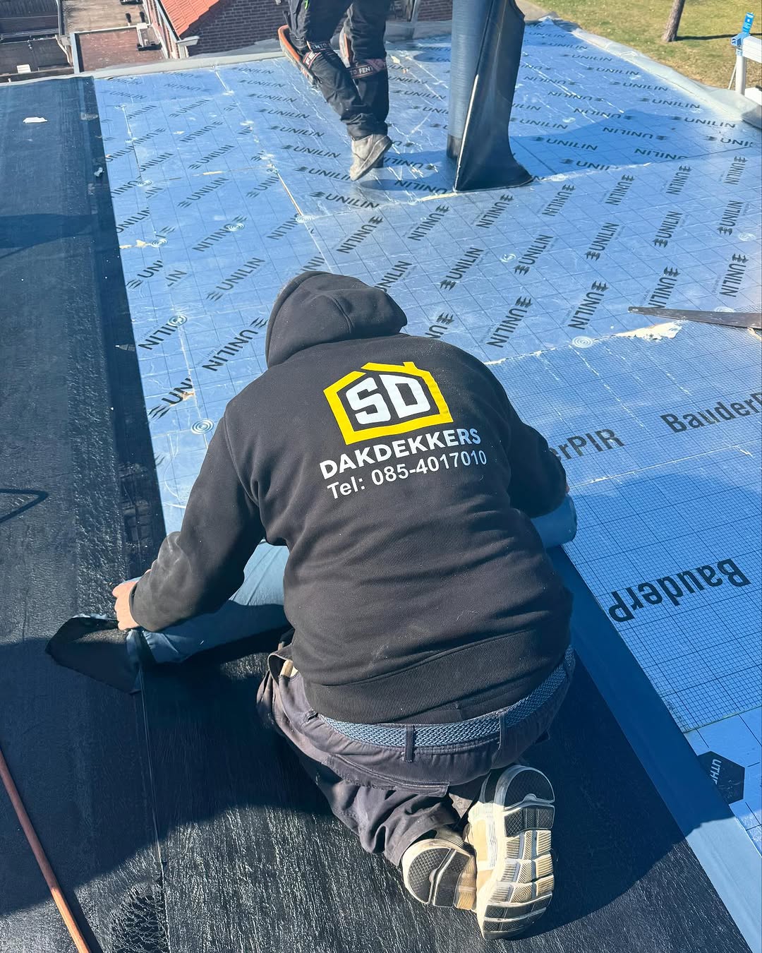 Renovatie bitumendak licht hellend met PIR isolatie